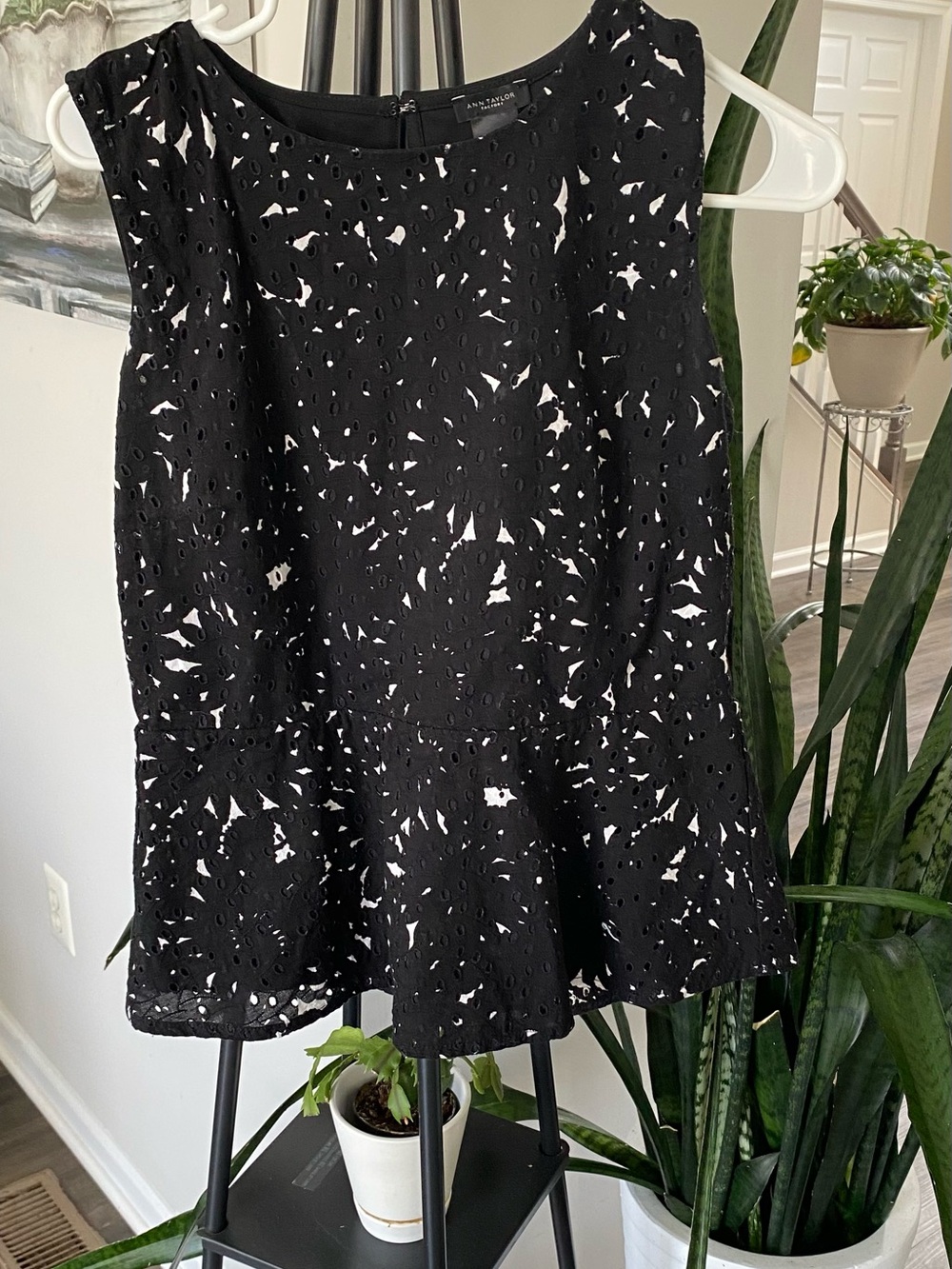 Ann Taylor Factory Black & White Eyelet Peplum Top - Size XS